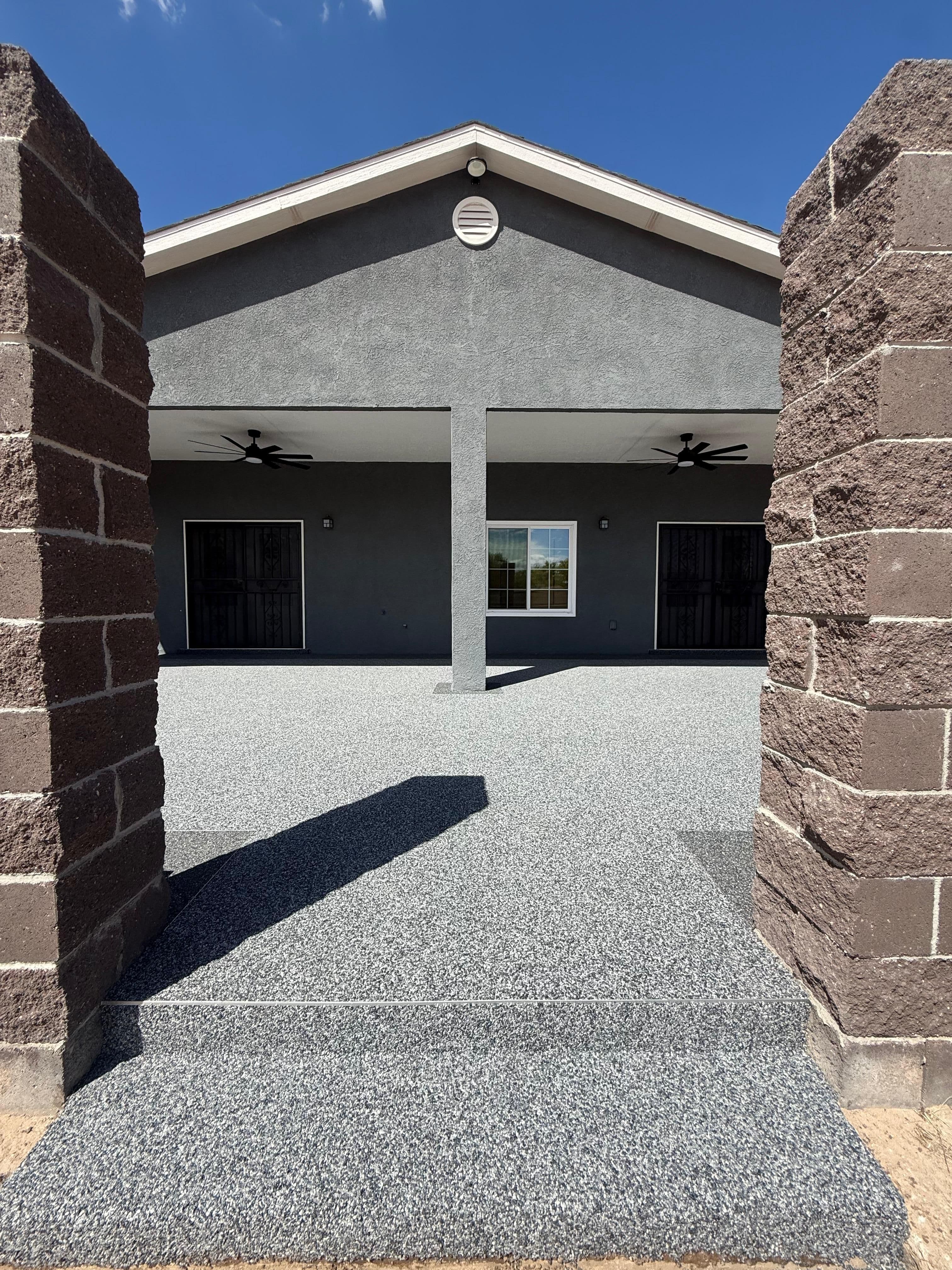 Custom Two-Tone Resin Rock Transformation Media 3